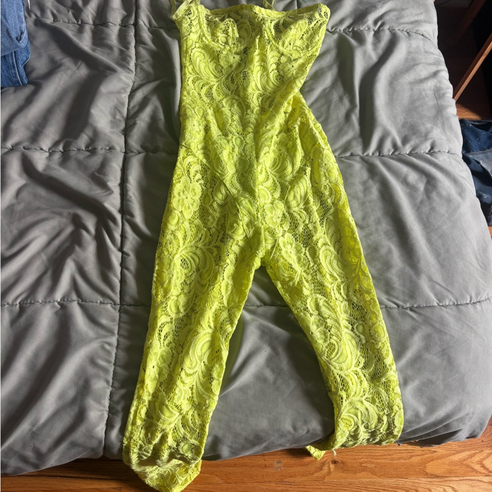 Elegant Neon Lace Chemise